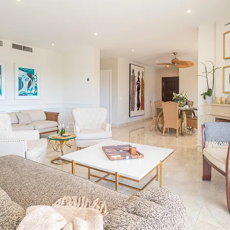 Luxury Family Escape Golf & Pool Retreat - Happy Estepona